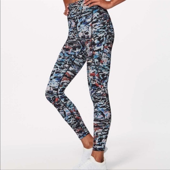 Lululemon Break Free Tight 25” Size 6 - Picture 1 of 8